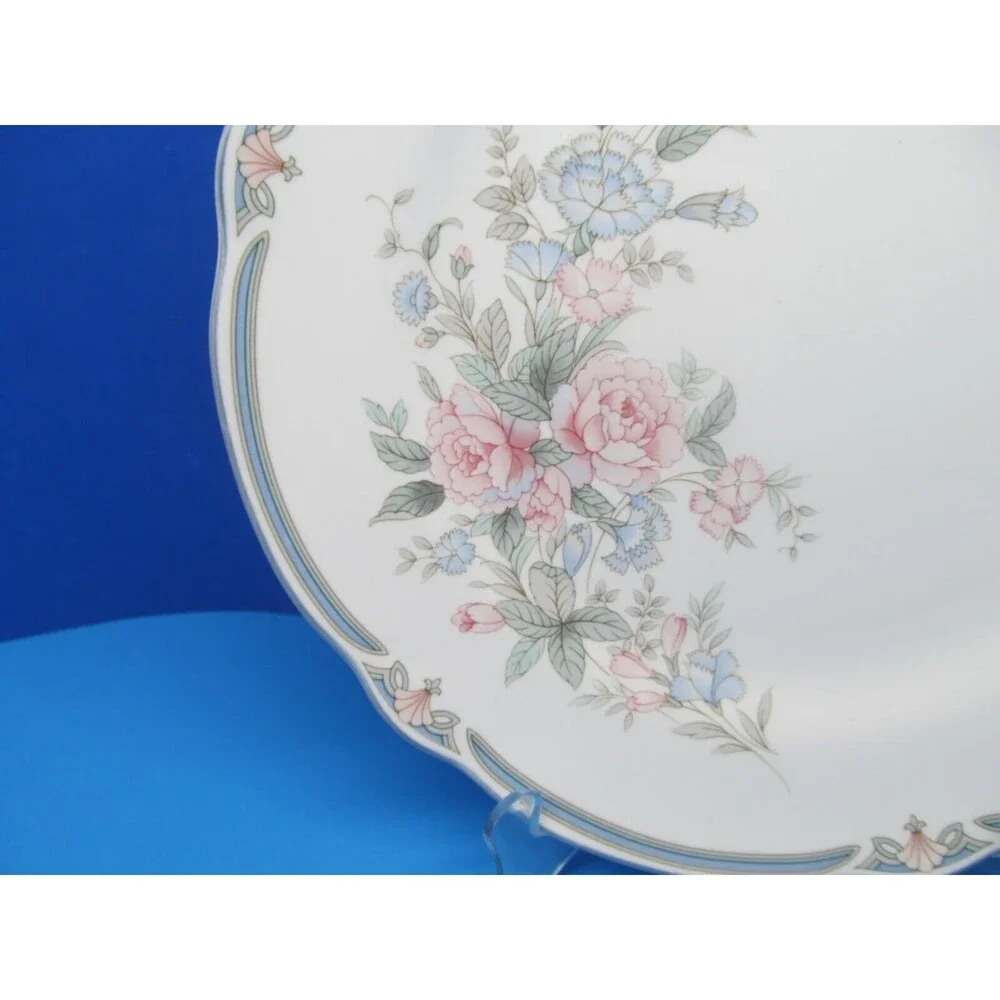 Noritake Primachina Brighton Springs 10 3/4